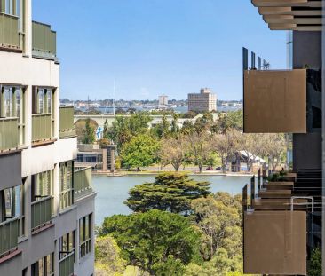 Stylish one bedroom in Opera building - Photo 2