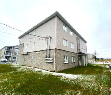 1670 Rue Lionel Giroux, Drummondville, QC J2C - Photo 1