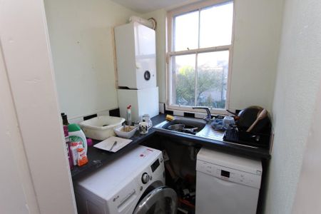 1 bedroom flat to rent - Photo 3