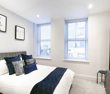 1 Bed Flat, Dyke Road, BN1 - Photo 5