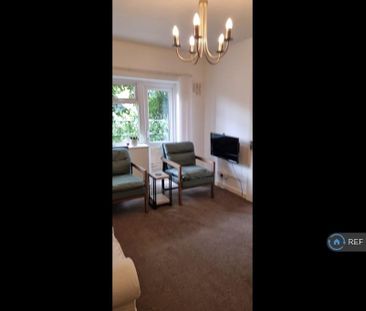 2 bedroom flat to rent - Photo 6