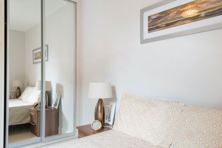 Room in a Shared Flat, Salcombe Court, E14 - Photo 2