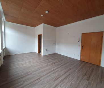 *Schöne 1 Zimmerwohnung* 2. Obergeschoss* in Oelsnitz - Foto 5