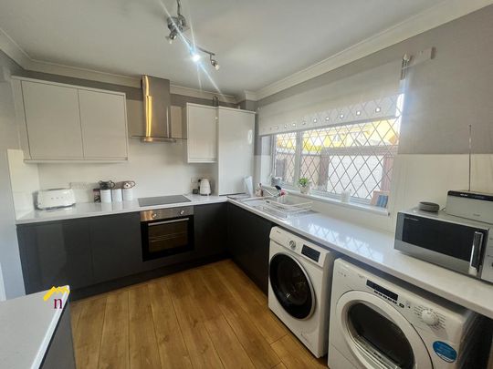 3 bedroom semi-detached house to rent - Photo 1