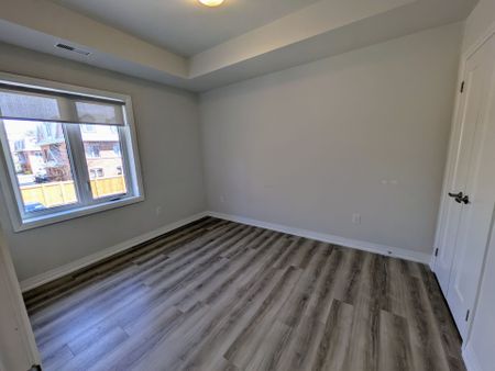 For Lease - 750 King Street Unit# 201, Oshawa, Ontario - Photo 4