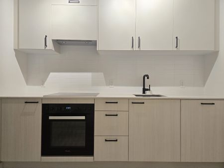 For Lease - 1 Quarrington Lane Unit# 511, Toronto, Ontario - Photo 3