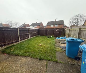 2 bedroom semi-detached house to rent - Photo 6