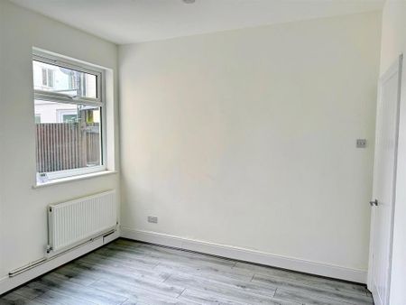 3 bedroom house to rent - Photo 2