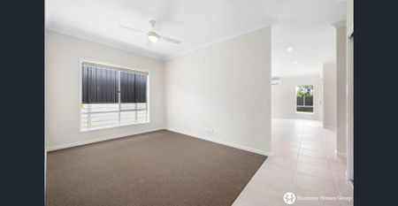 Brand new family home is available now for rent - Photo 5