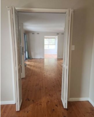 32 Neilson Street, Garran ACT, Belconnen - Photo 1