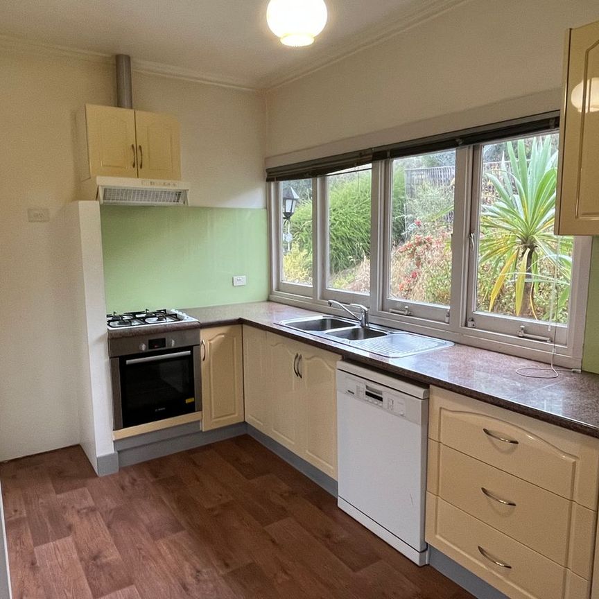 Apartment Living with Views - Photo 1