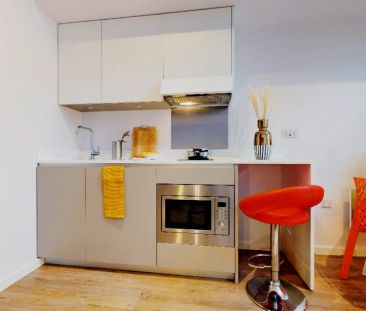 Gold Studio - Photo 4