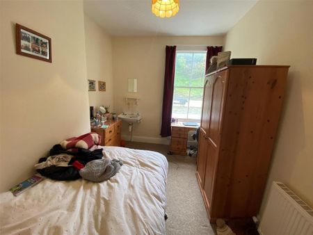 8 bedroom house to rent - Photo 3