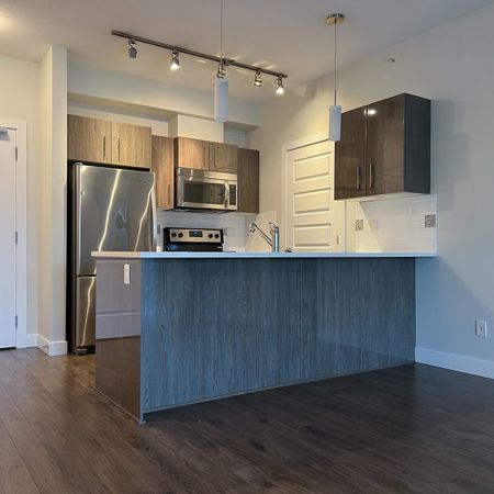 Brydon Court Apartments - Photo 3