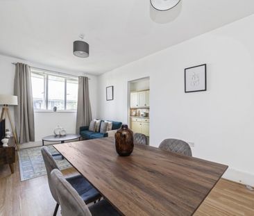 Celandine Drive, London, E8 - Photo 2