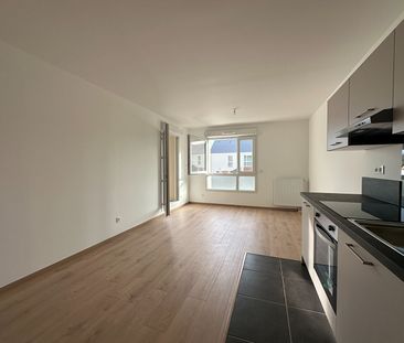 Location Appartement 2 pièces 42m² - Photo 2