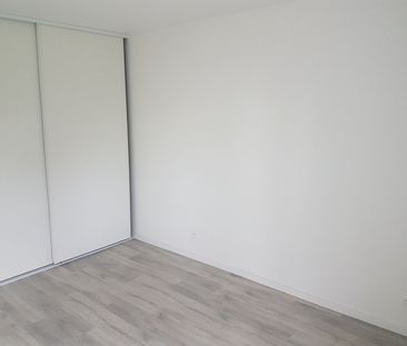 Location Appartement 3 pièces 64m² MONT ST AIGNAN 76130 - Photo 4