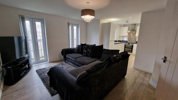 2 bedroom apartment to rent - Photo 1