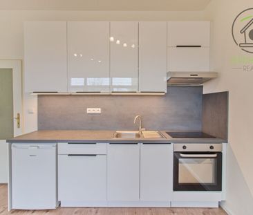 Pronájem bytu 1+kk a garsoniéry 40 m² - Fotografie 6