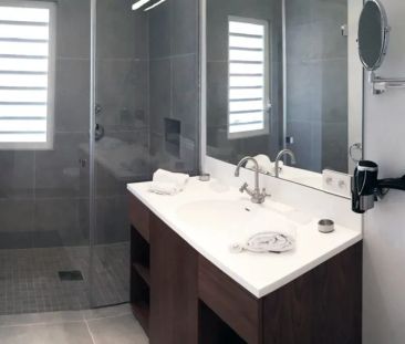 Colombier, 2 Bedrooms Villa for rent - Photo 3