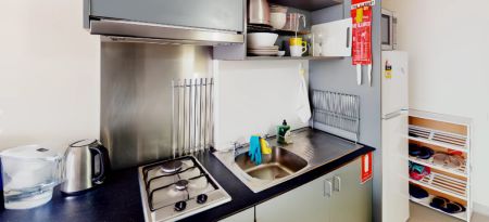 Single Studio Apartment - Photo 3