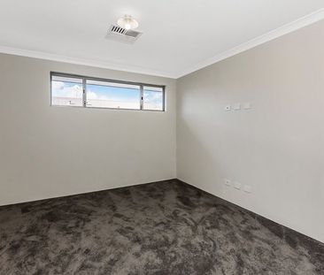 Apply Now! - Photo 3