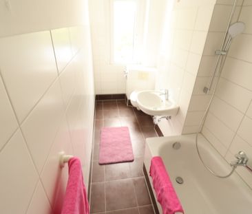 2-Raumwohnung mit Wanne und Balkon - Foto 1