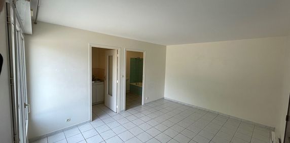 Location Appartement 1 pièce 23m² - Photo 2