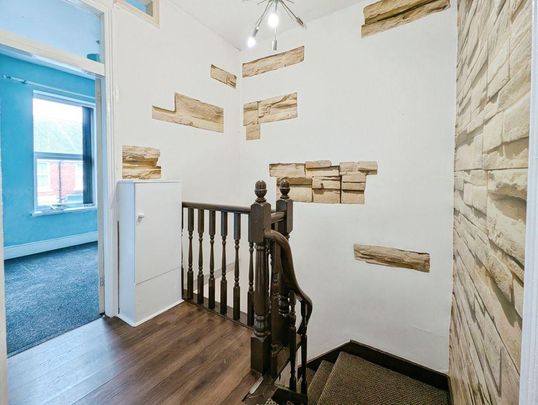 3 bedroom flat to rent - Photo 1