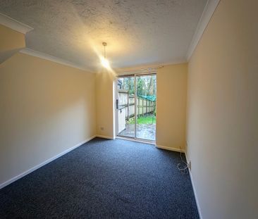 Byron Way, Killay, Swansea, SA2 - Photo 1