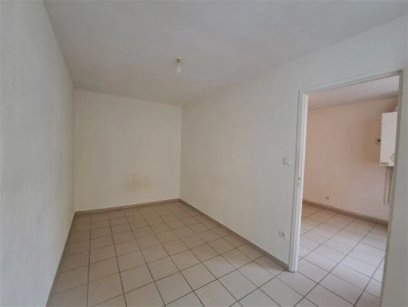 Appartement 3 pièces - 55m² à Beaurepaire (38270) - Photo 2