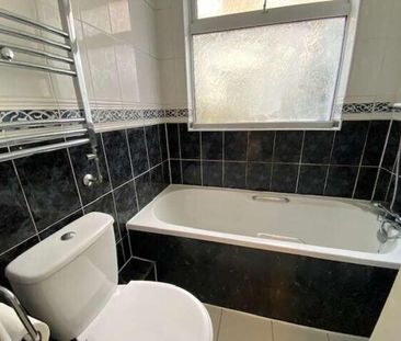 Kingarth Street, Cardiff, CF24 - Photo 5