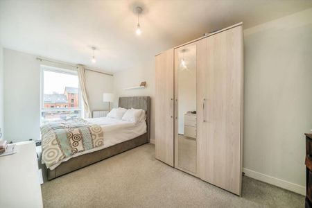 2 bedroom flat to rent - Photo 3