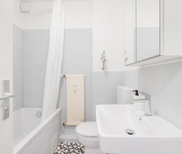 * TOP * 1-Zimmer-Appartement, voll möbliert und frischsaniert - in ... - Photo 5