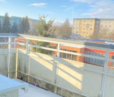 Licht, Luft & Raum – Wohnen mit Balkon und offener Küche - Foto 1