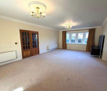 5 bedroom detached house to rent - Photo 2