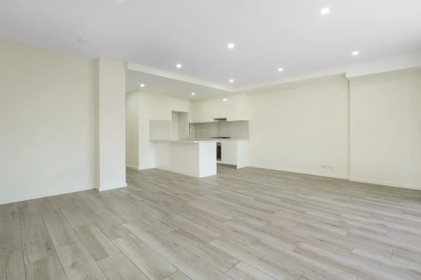 Boutique Complex | Two Bedroom Apartment in Prime Location - Photo 1
