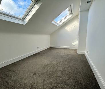 2 Bed Flat, Overnhill Road, BS16 - Photo 1