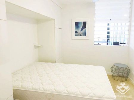 FURNISHED MORDERN SPACIOUS 1 BED APARTMENT - Photo 4