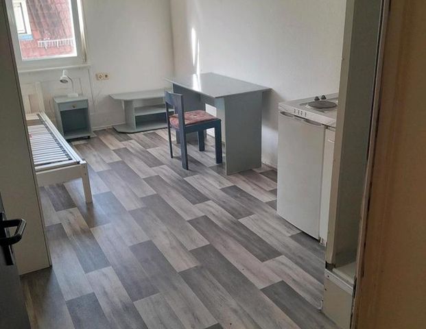 Möbliertes Einzelzimmer keine WG - Photo 1