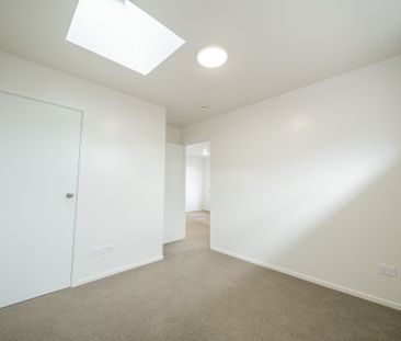 Power/gas Included - New Build 1-2 Bedroom Units Available! - Photo 2