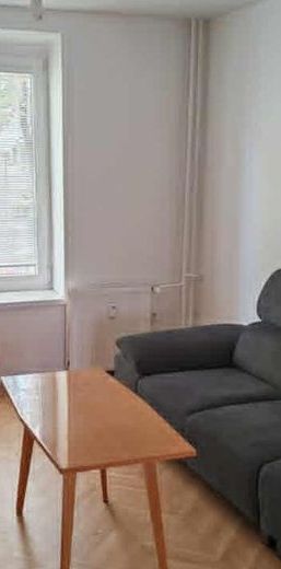 Na prenájom moderný 2 izbový byt, Czambelovej ulici v centre Košíc - Photo 1