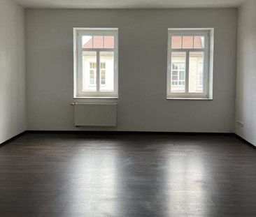 Individueller Dachtraum mit Balkon und traumhaften Blick zum grünen... - Photo 1