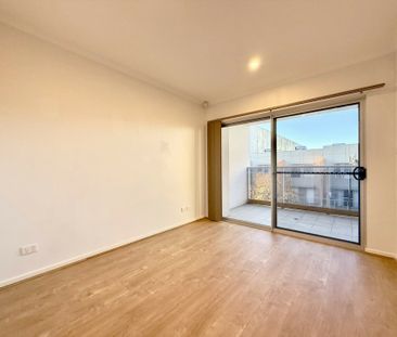 Modern 2-Bedroom Unit Ready to Move In - Photo 1