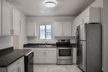 For Lease - 12 King's Court Unit# Upper, Orillia, Ontario - Photo 4