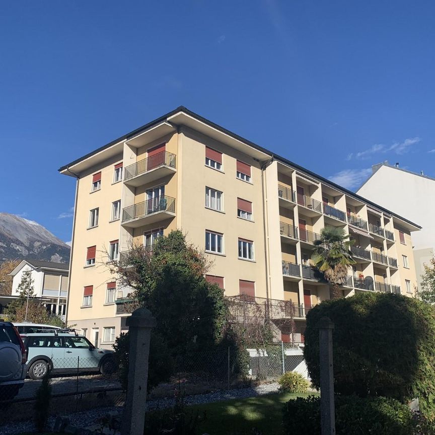 3.5 pièces au 2ème étage avec balcon - Foto 1