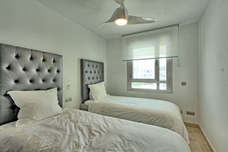 Luxury Apartment for rent in San Pedro de Alcántara, Spain - Photo 3
