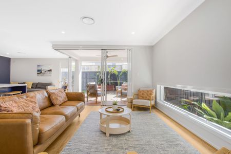 Fully Furnished Coastal Dream in Award Winning Estate! 7 Month Lease Available!! - Photo 3