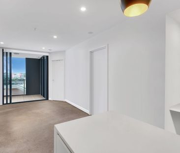 1 Bedroom *** Unfurnished *** - $680/wk with Car Park - Photo 4