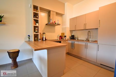 Stijlvol en ruim 1-slaapkamerappartement met zonnig terras! - Photo 2